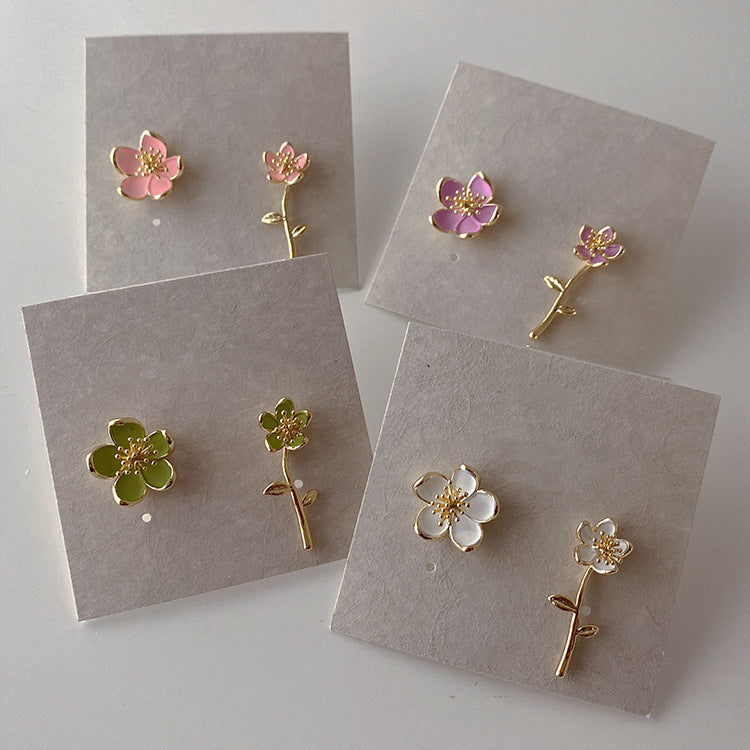 Women's Retro Asymmetric Drip Glazed Flower Stud Earrings