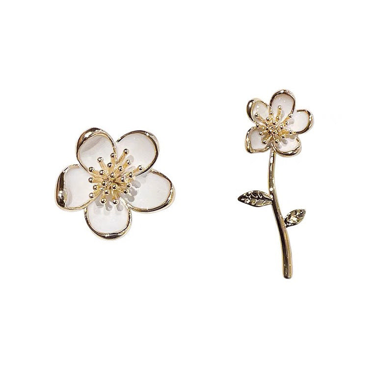 Women's Retro Asymmetric Drip Glazed Flower Stud Earrings