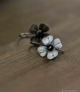 Women's Creative Flower Handmade Earrings - Image 3
