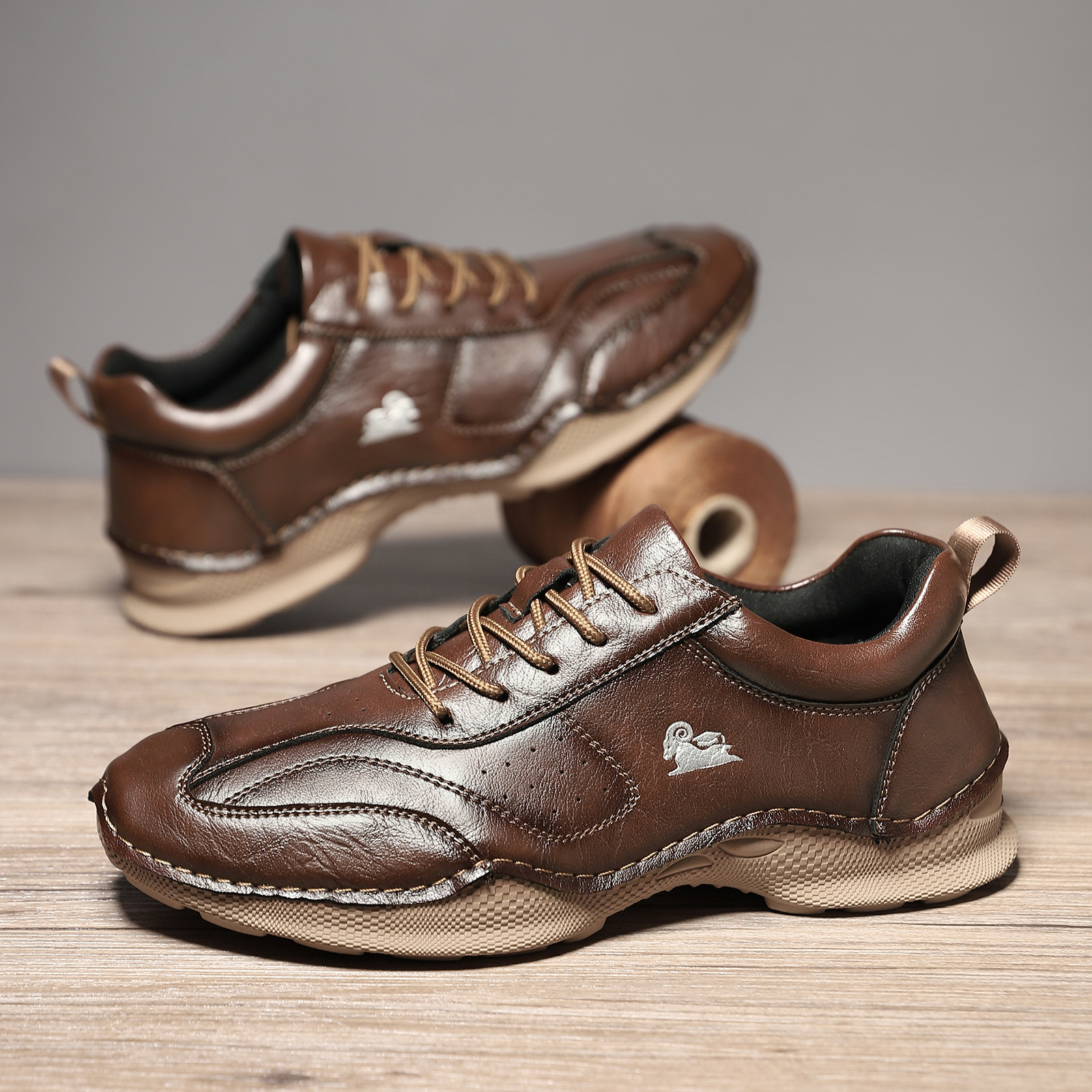 Men's Casual Flat Leather Shoes - Image 2