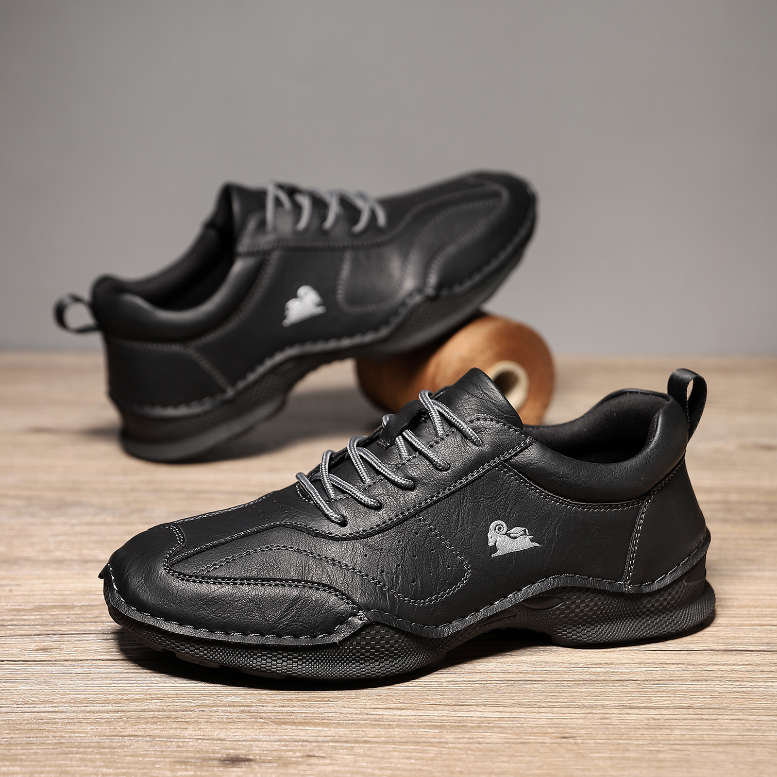 Men's Casual Flat Leather Shoes - Image 4