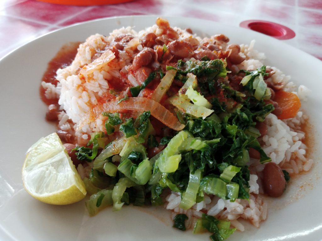 Illustrative photograph for Building a Balanced Plate: Practical Food Guidance